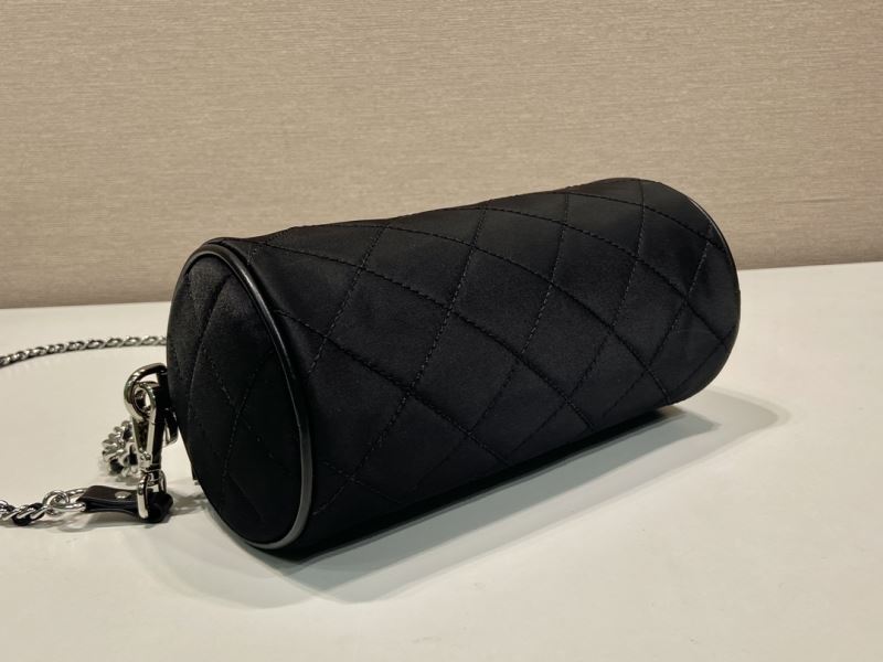 Pra*a hobo bags